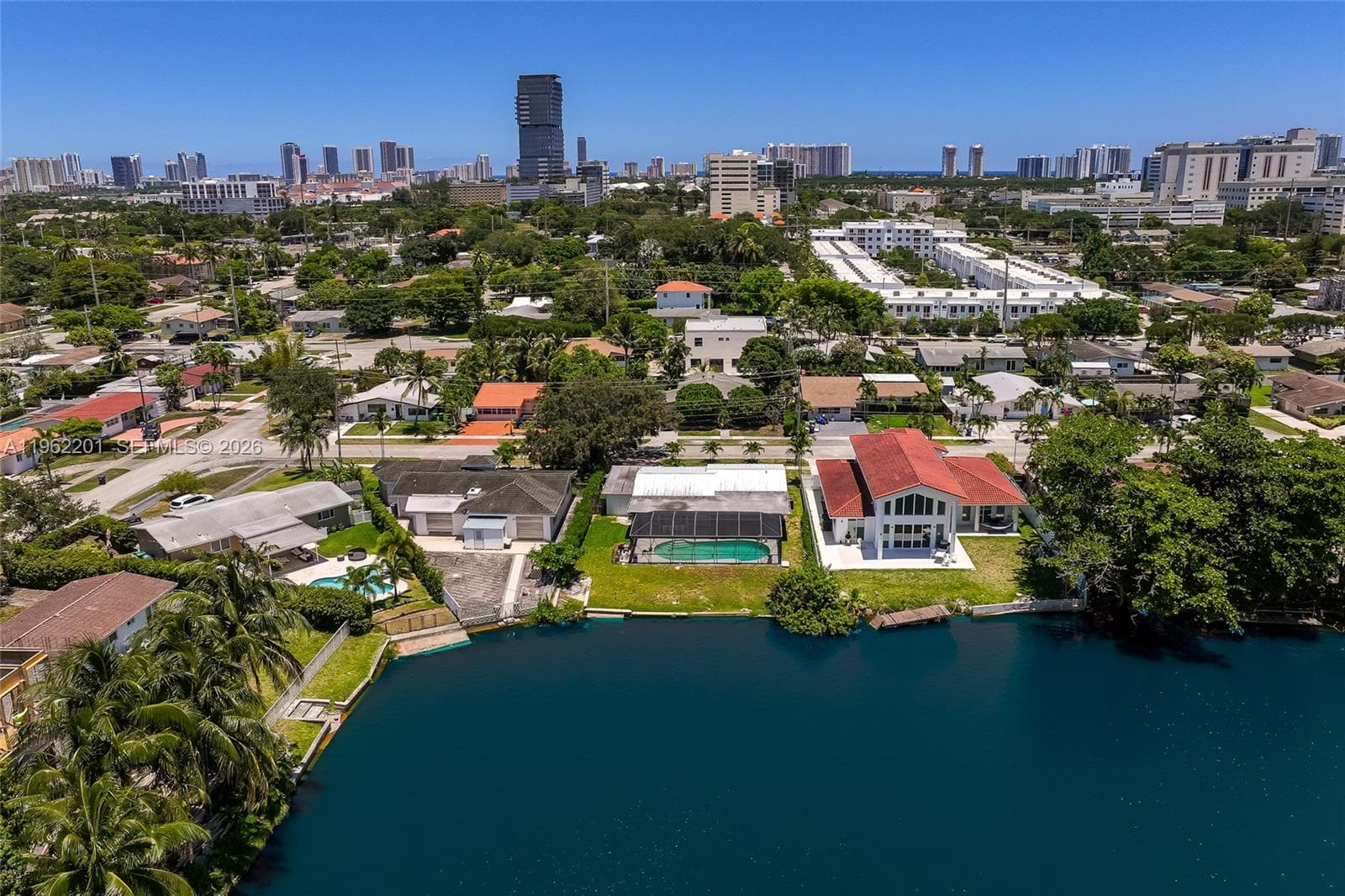 21320 NE 25th Court, Miami FL 33180 — 36