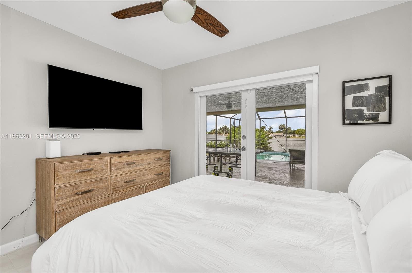 21320 NE 25th Court, Miami FL 33180 — 24