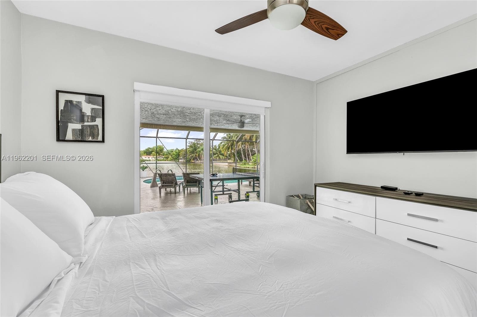 21320 NE 25th Court, Miami FL 33180 — 21