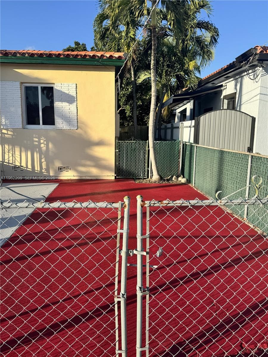 3445 NW 2nd St, Miami FL 33125 — 3