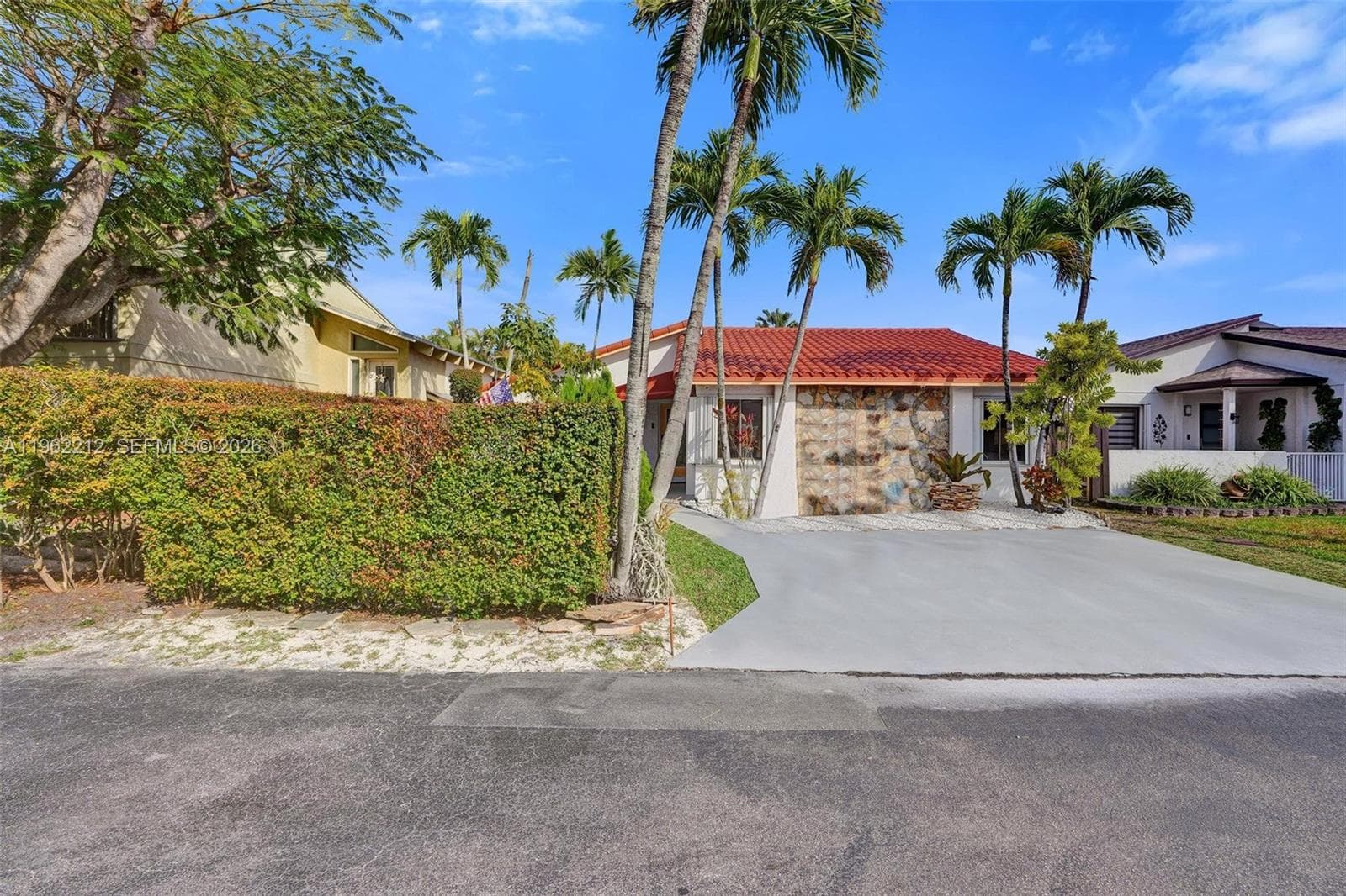 3515 SW 113th Ct, Miami FL 33165 — 2