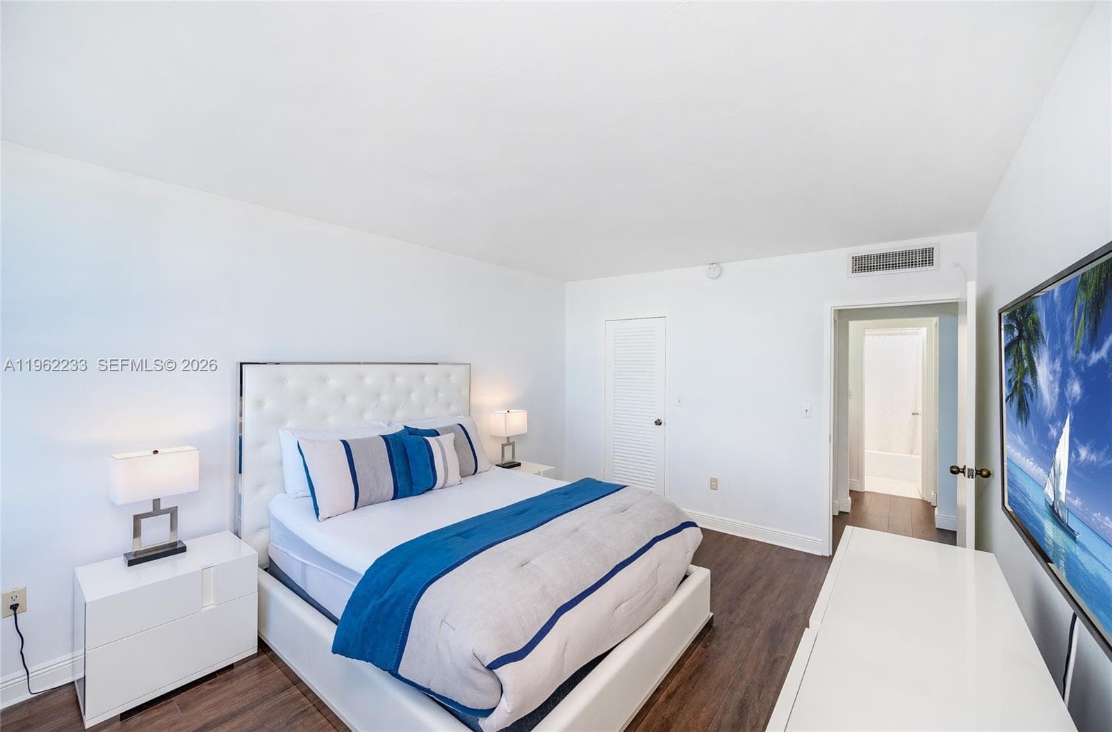 2899 Collins Ave # 1505, Miami Beach FL 33140 — 16