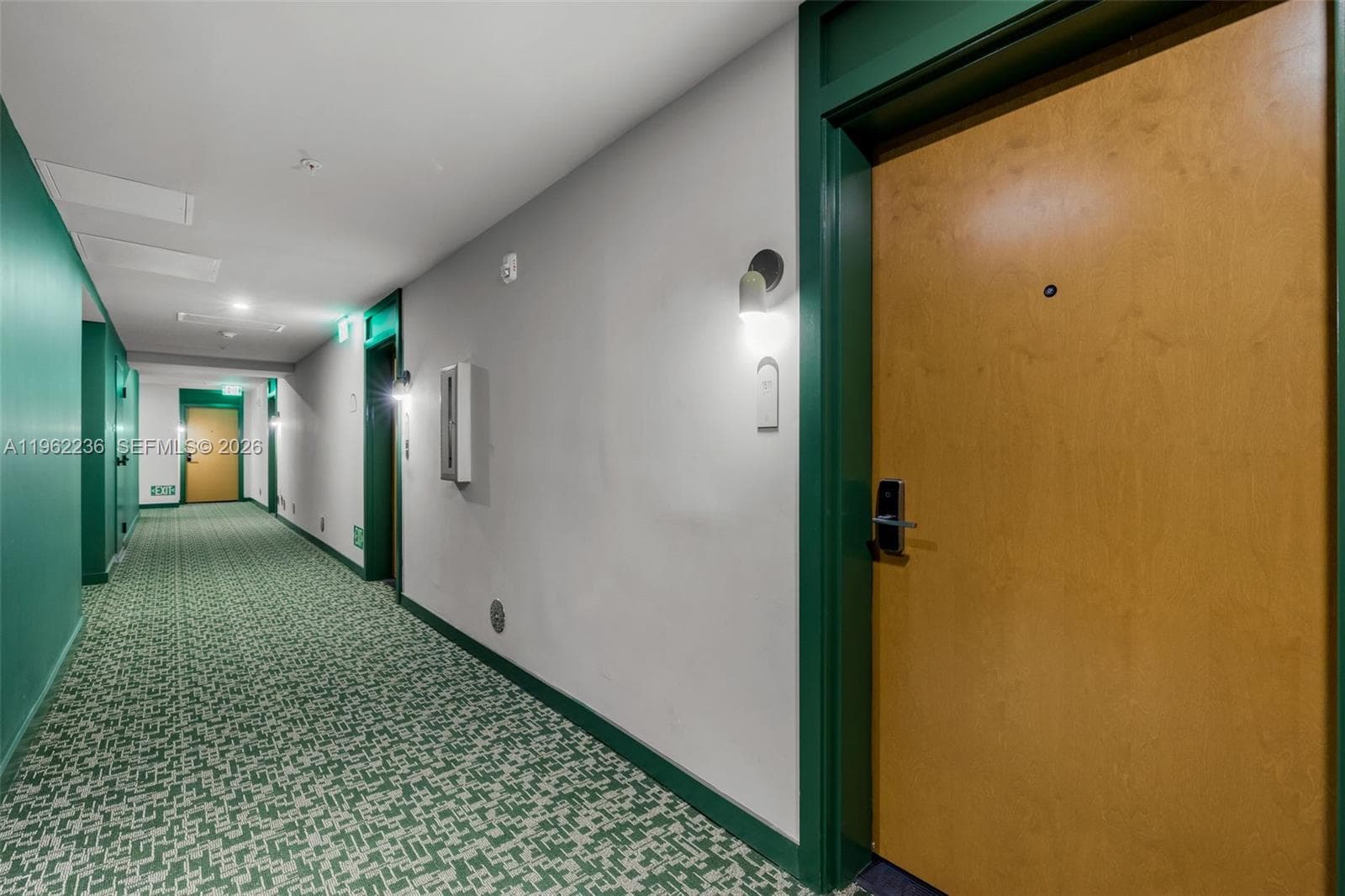 11 NE 6th St # 1611, Miami FL 33132 — 20