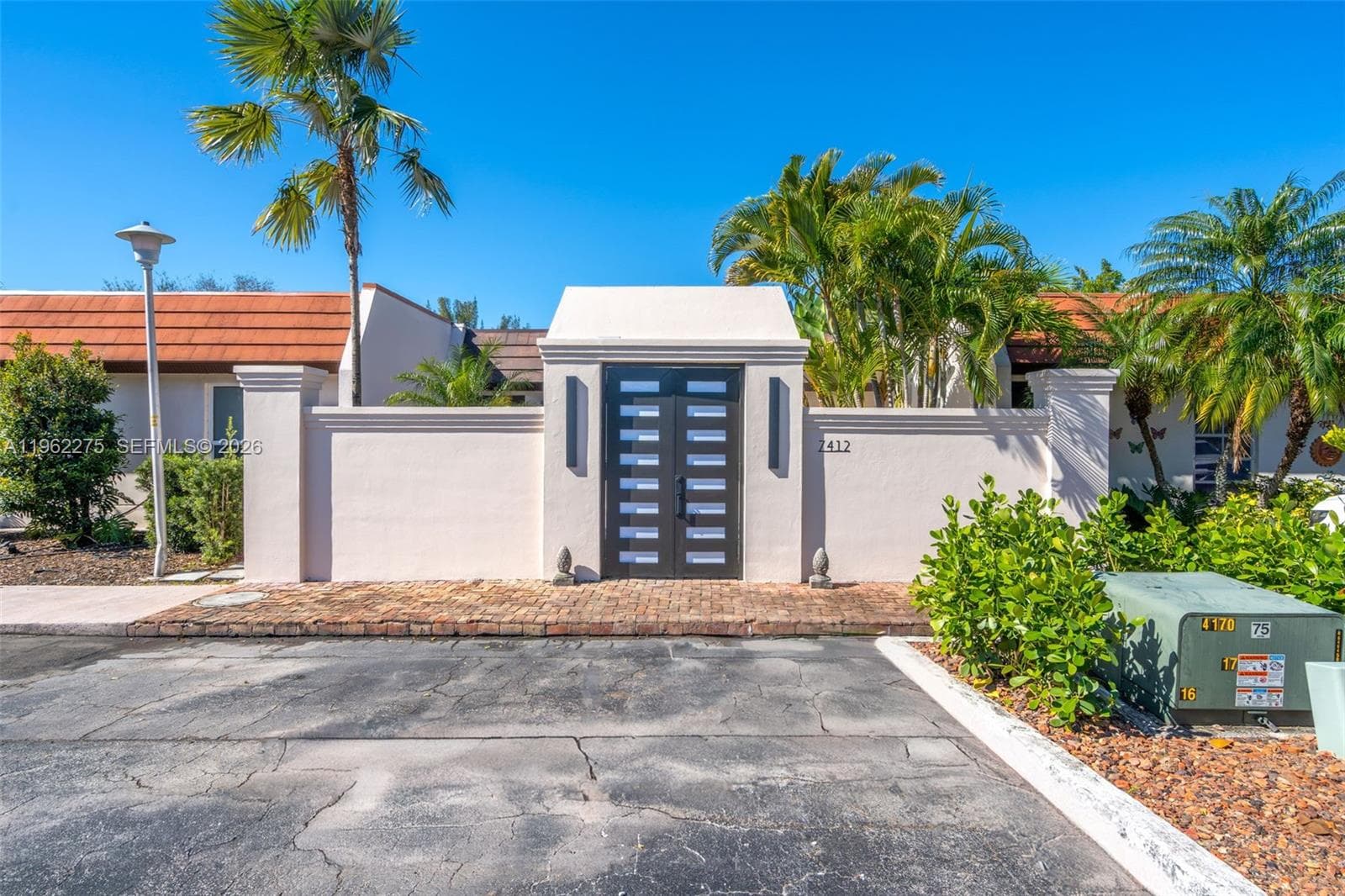 7412 Big Cypress Dr, Miami Lakes FL 33014 — 2