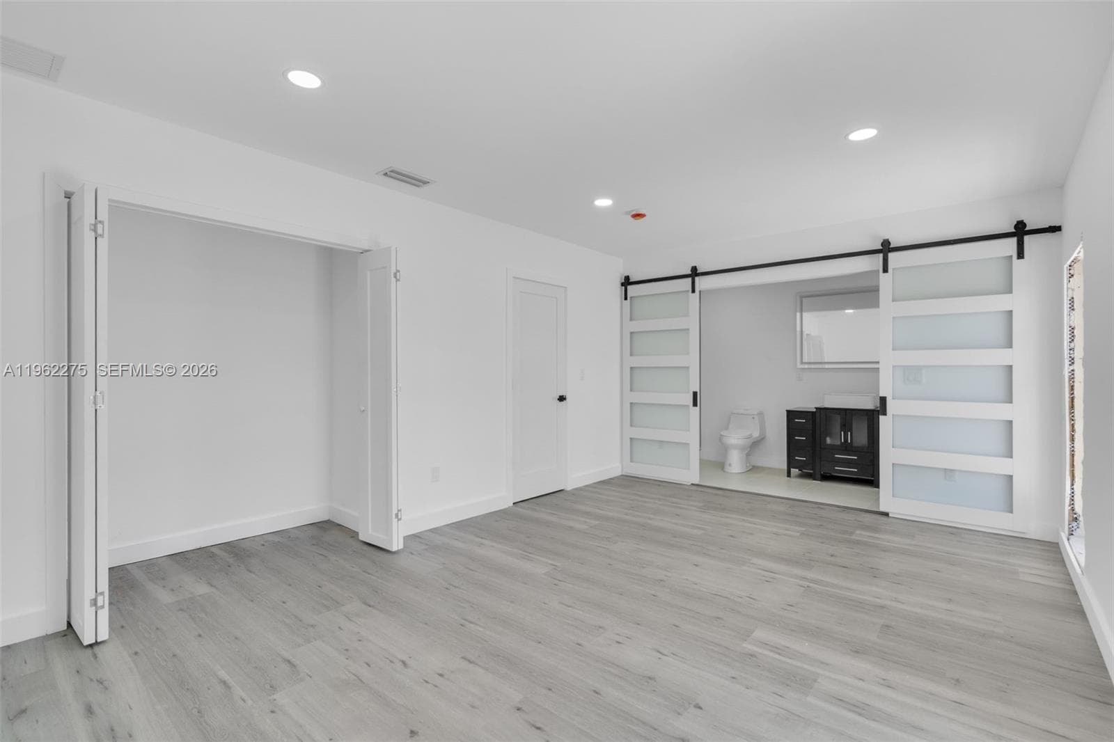 7412 Big Cypress Dr, Miami Lakes FL 33014 — 19