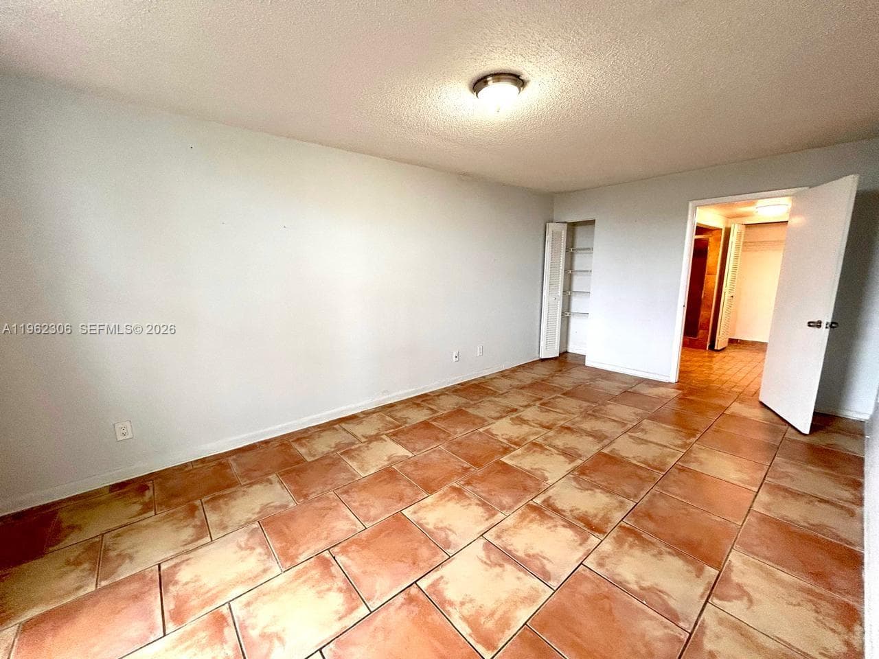 13499 Biscayne Blvd # 506, North Miami FL 33181 — 11