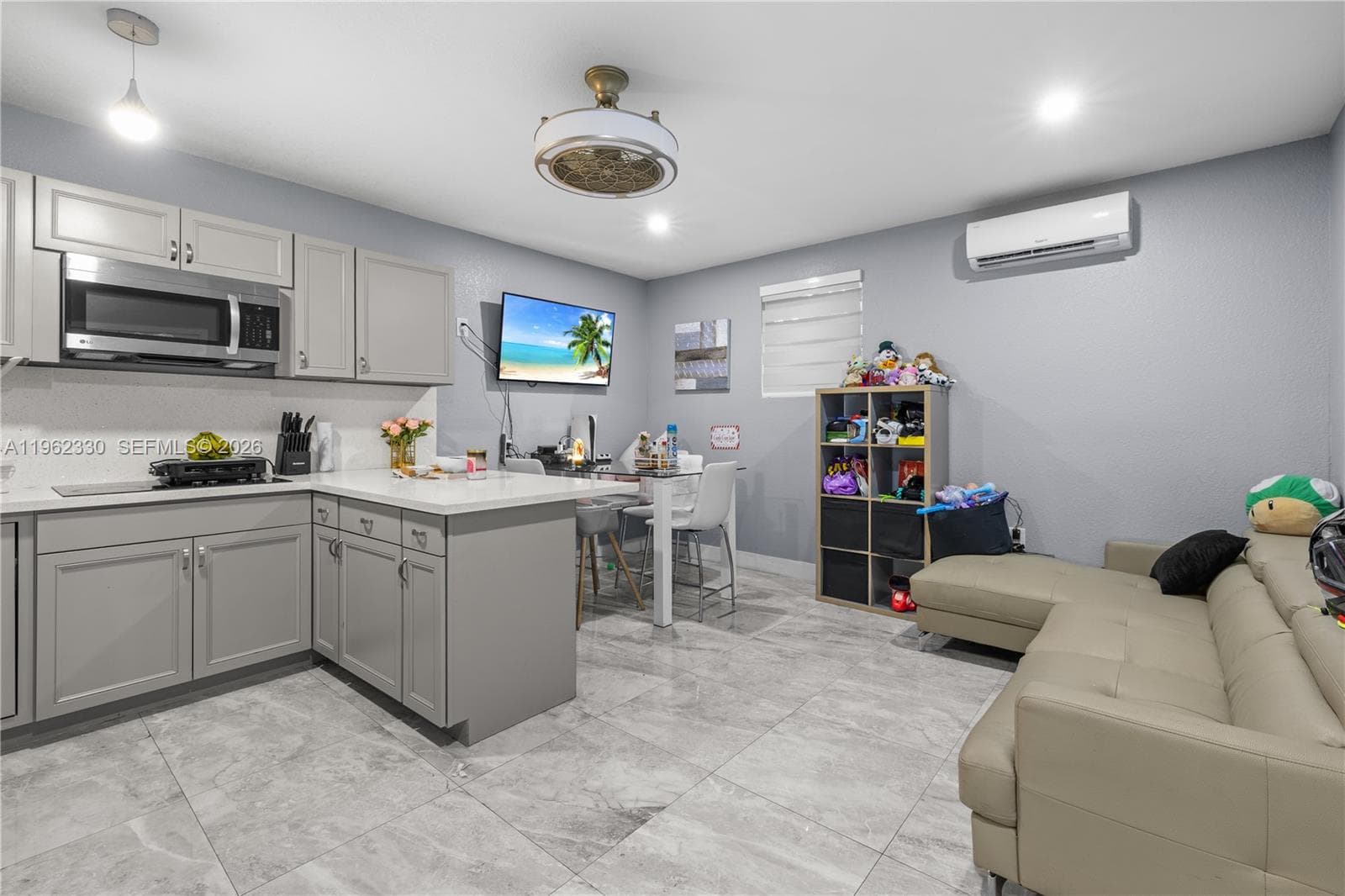 33300 SW 212th Ave, Homestead FL 33034 — 35