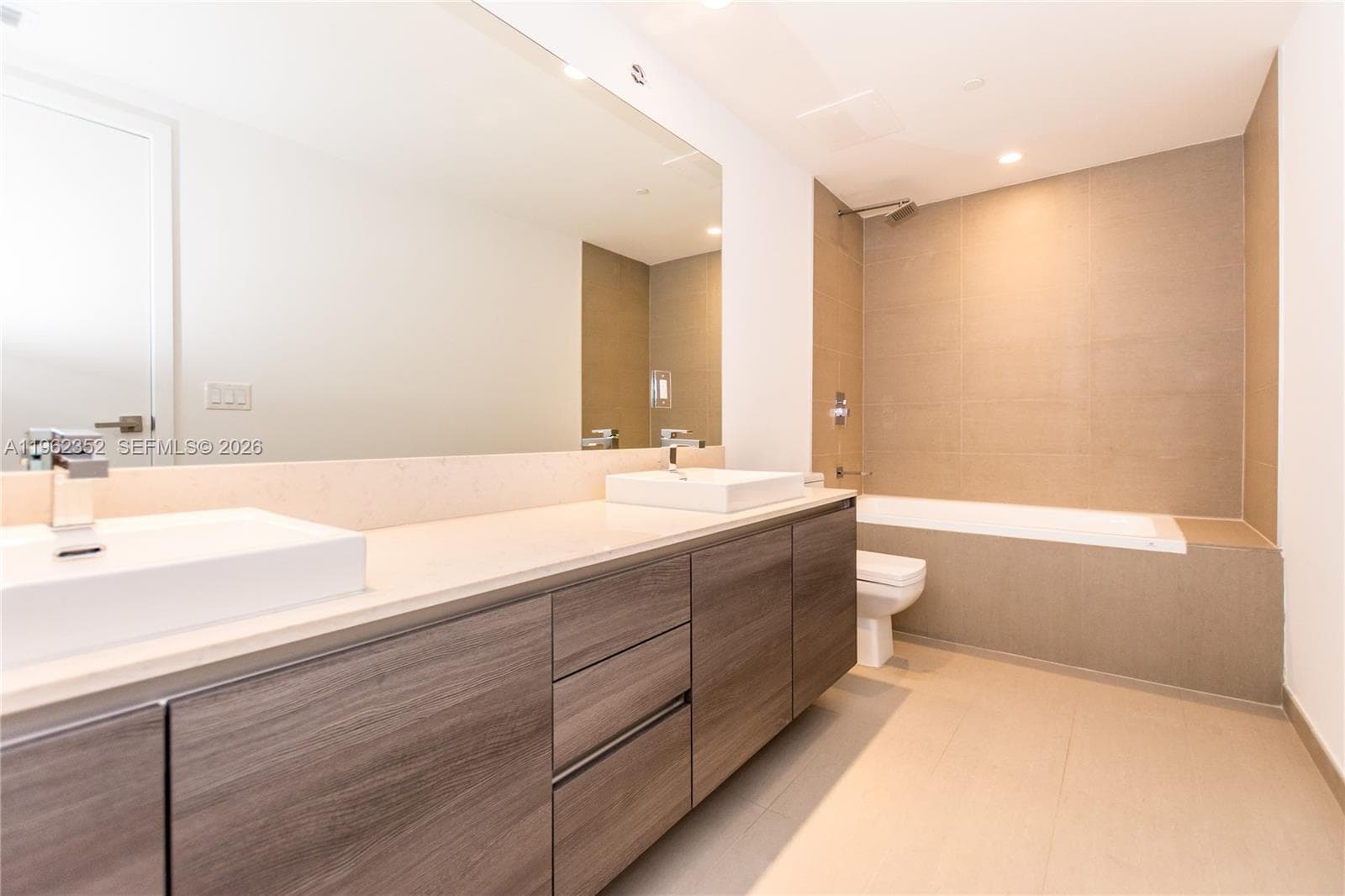 1080 Brickell Ave # 1706, Miami FL 33131 — 13