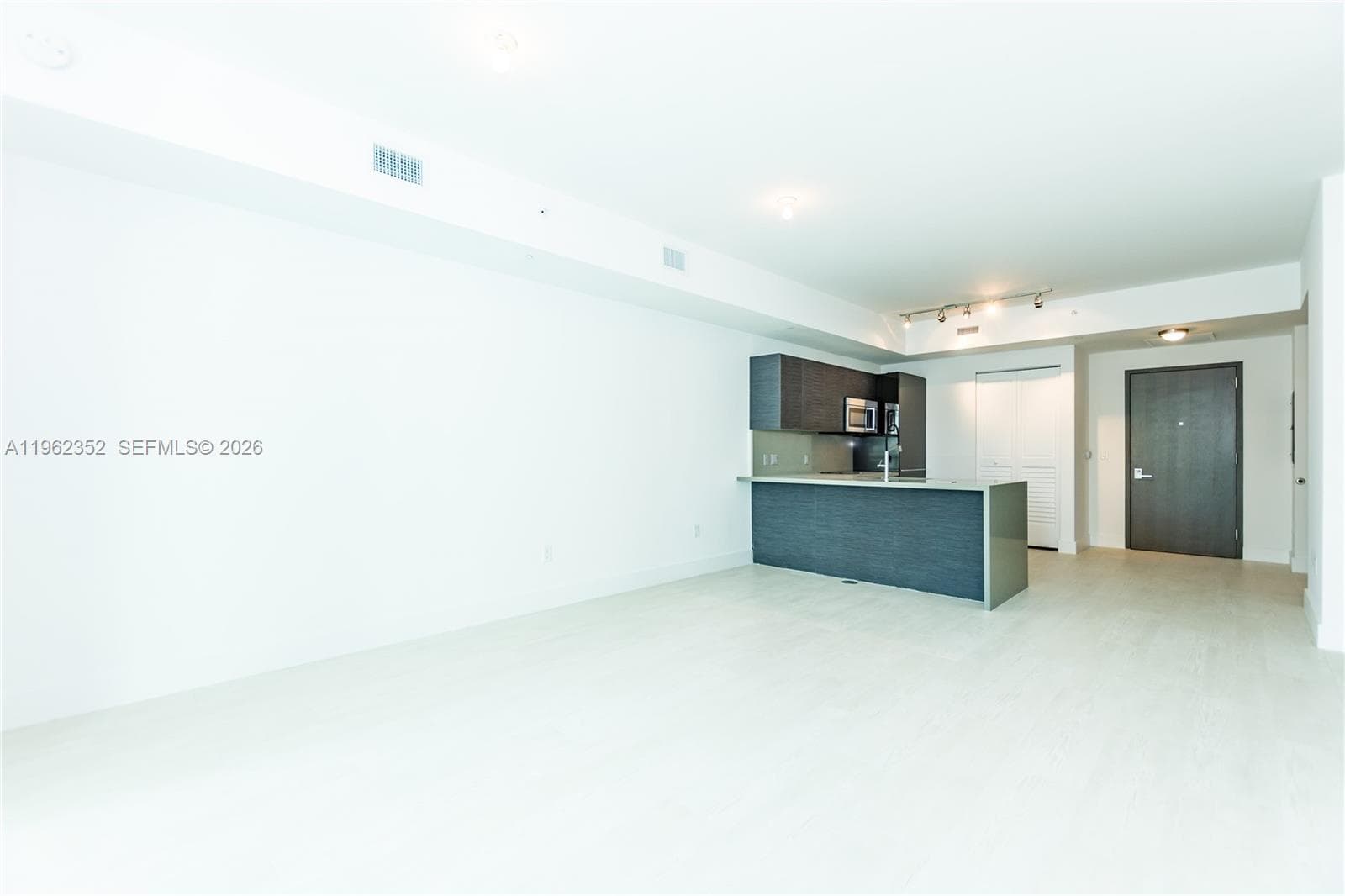 1080 Brickell Ave # 1706, Miami FL 33131 — 4