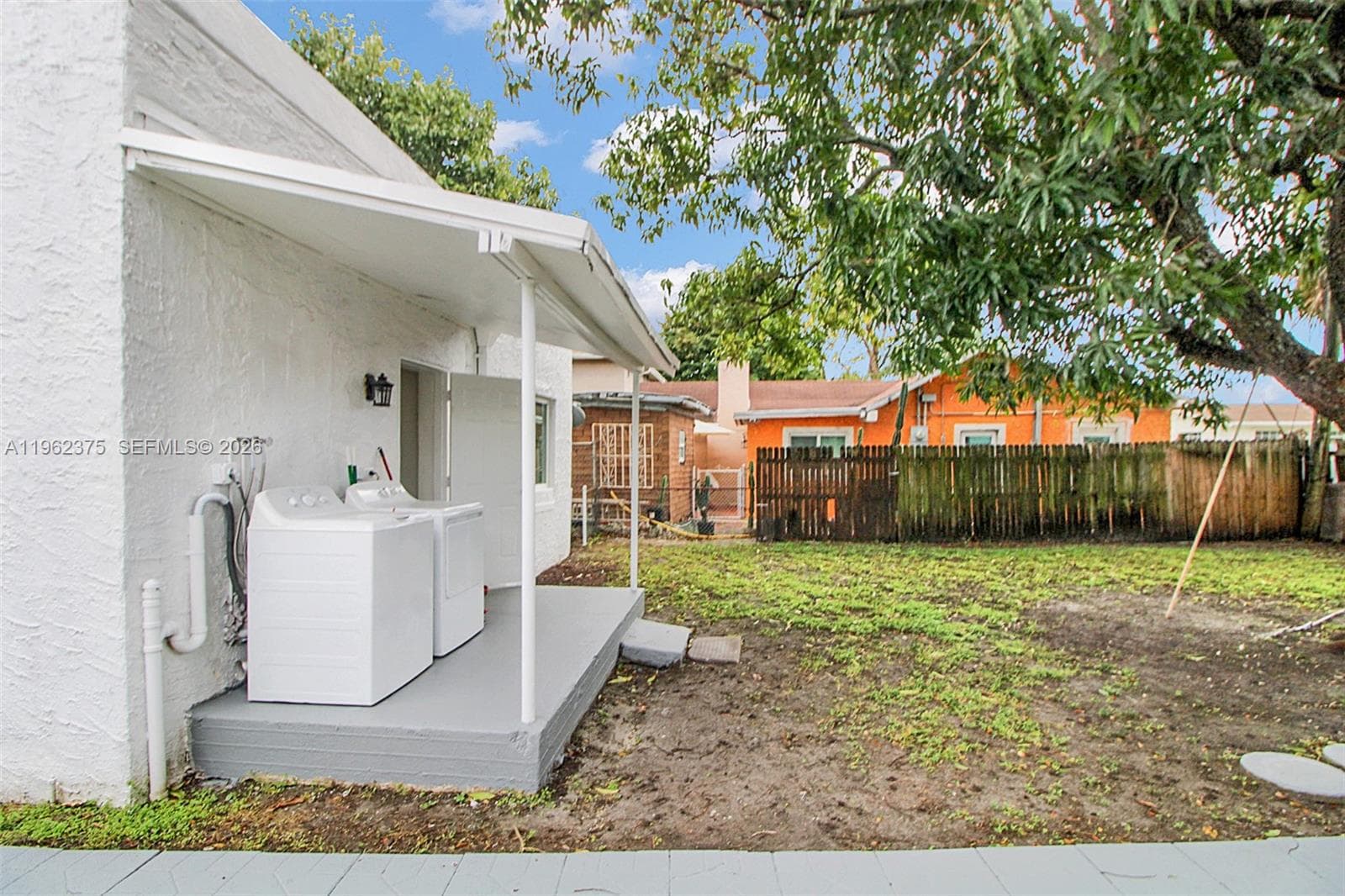 7770 NW 9th Ave, Miami FL 33150 — 17
