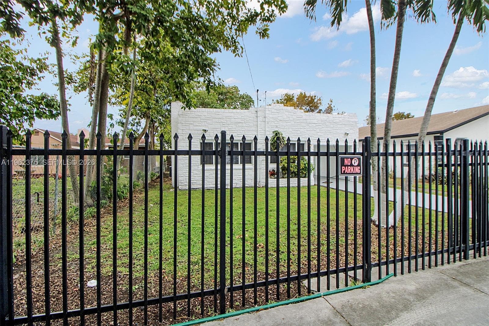 7770 NW 9th Ave, Miami FL 33150 — 5