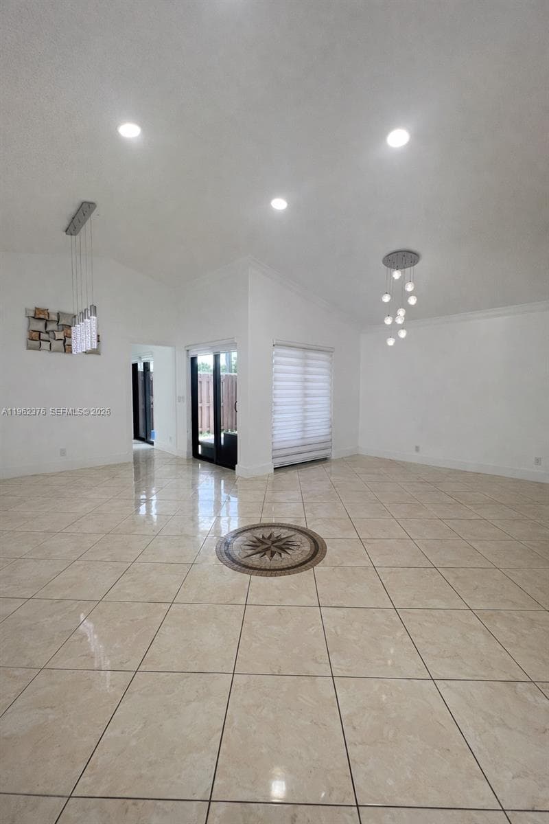 6012 NW 172nd Terr Cir, Hialeah FL 33015 — 6