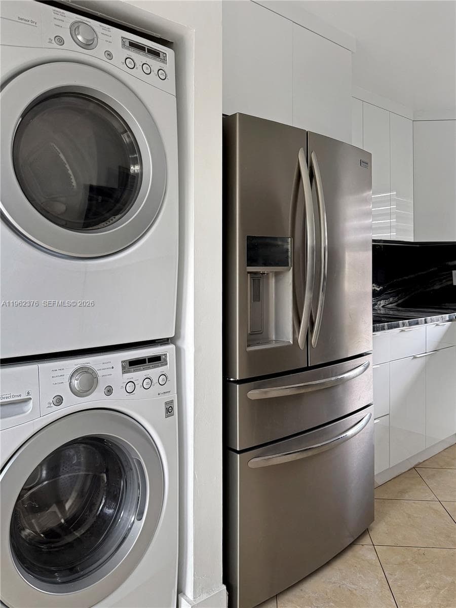 6012 NW 172nd Terr Cir, Hialeah FL 33015 — 19