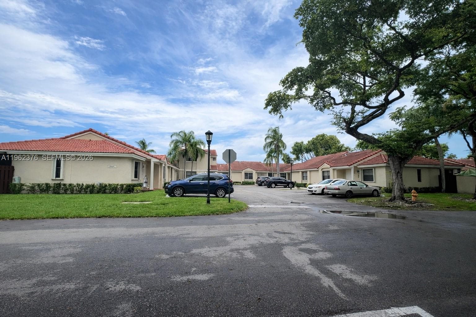 6012 NW 172nd Terr Cir, Hialeah FL 33015 — 4