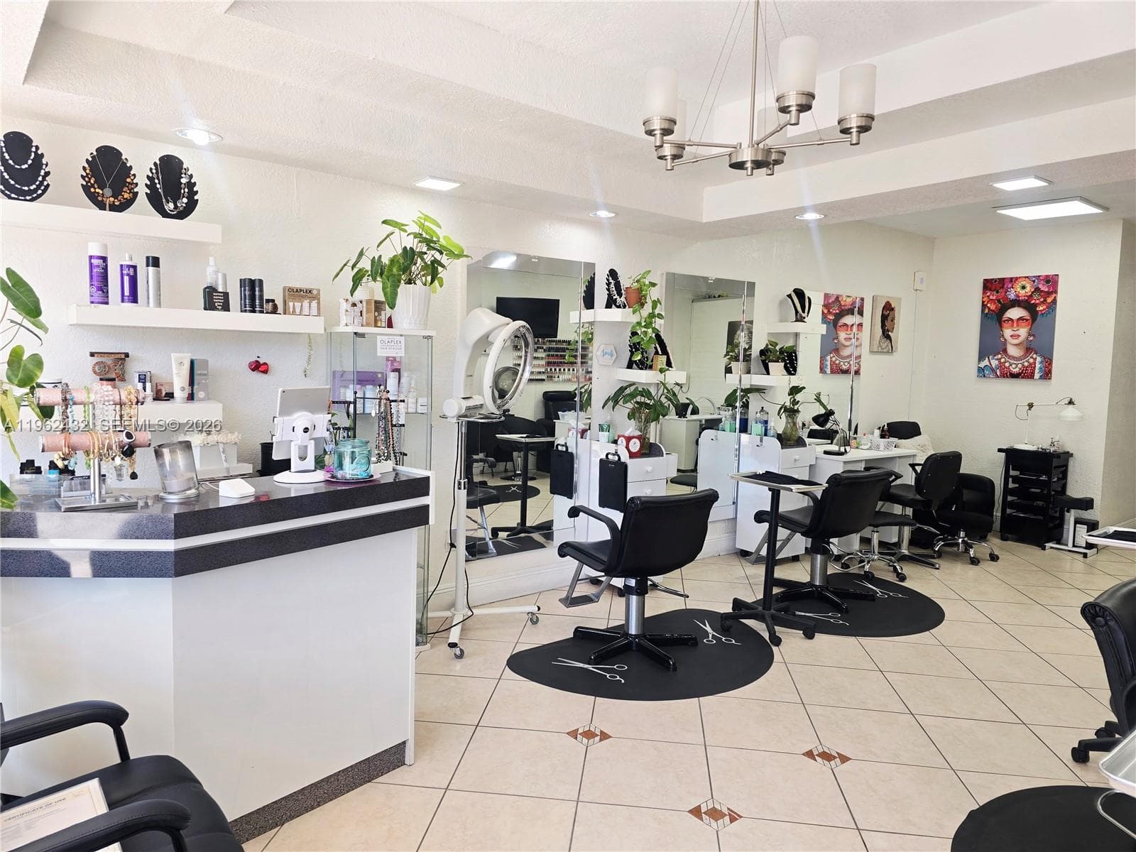 SW Beauty Salon Coral Way, Miami FL 33145 — 1