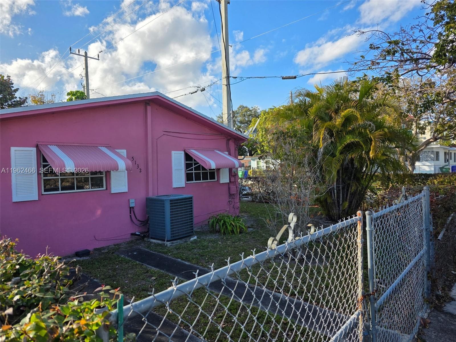 5132 NW 14th Ave, Miami FL 33142 — 6