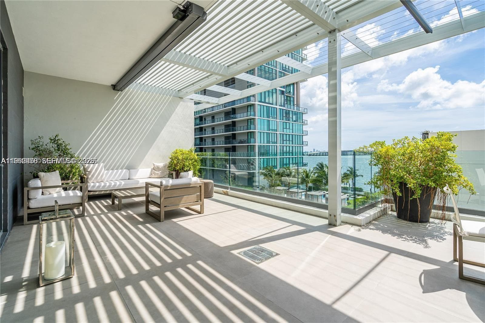 650 NE 32nd St, Miami FL 33137 — 47