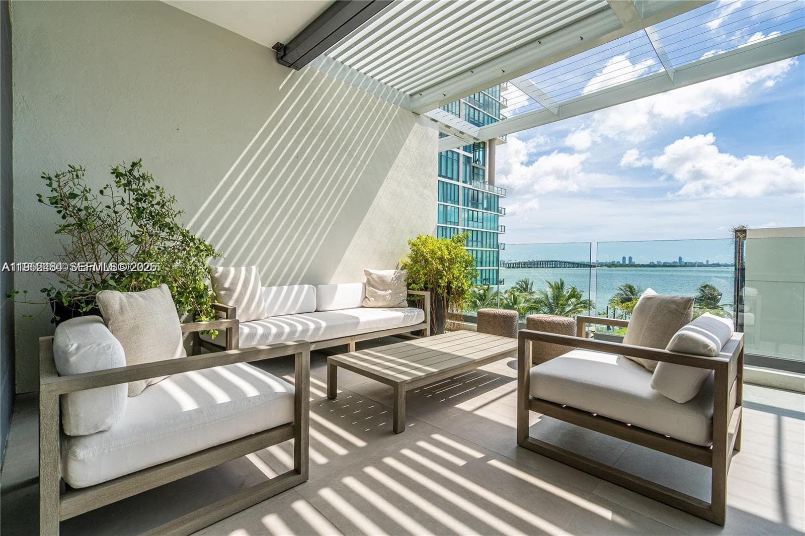 650 NE 32nd St, Miami FL 33137 — 47