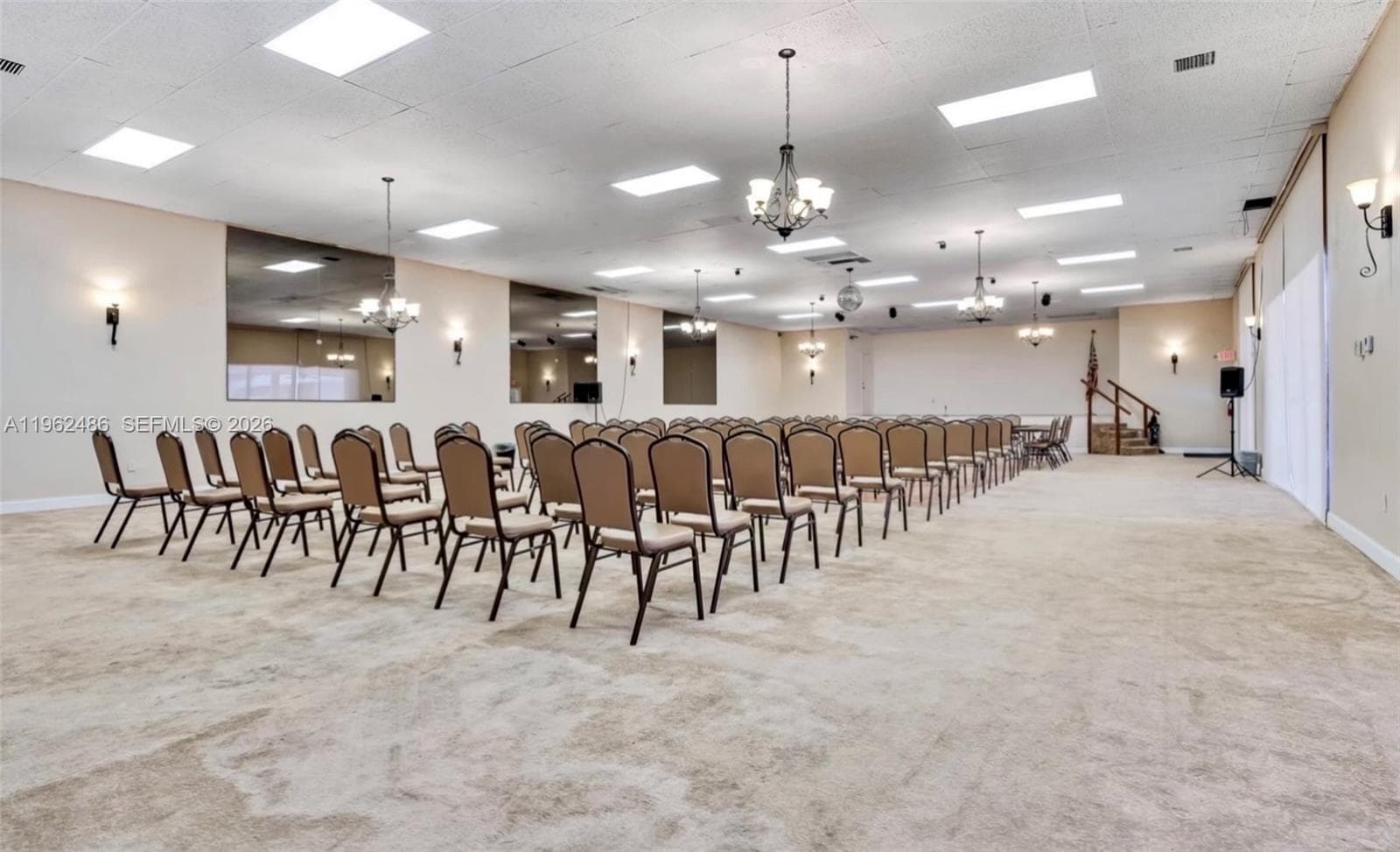 3750 NE 169 ST, North Miami Beach FL 33160 — 27