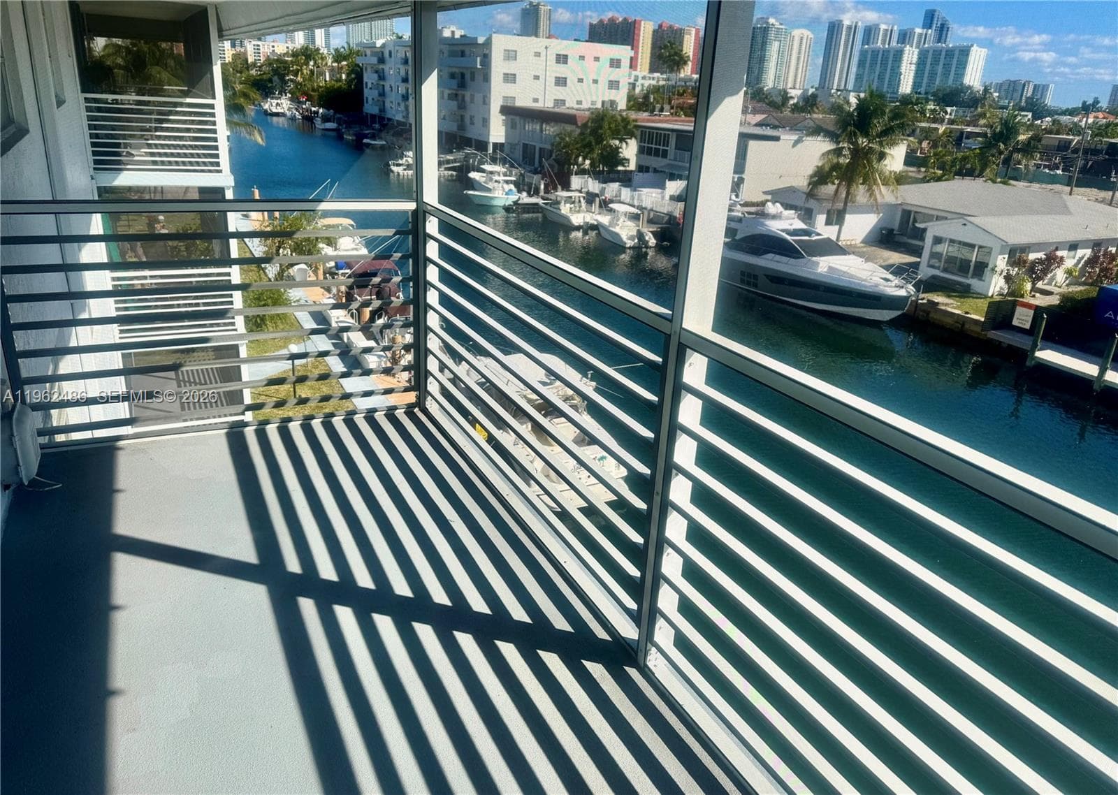 3750 NE 169 ST, North Miami Beach FL 33160 — 32