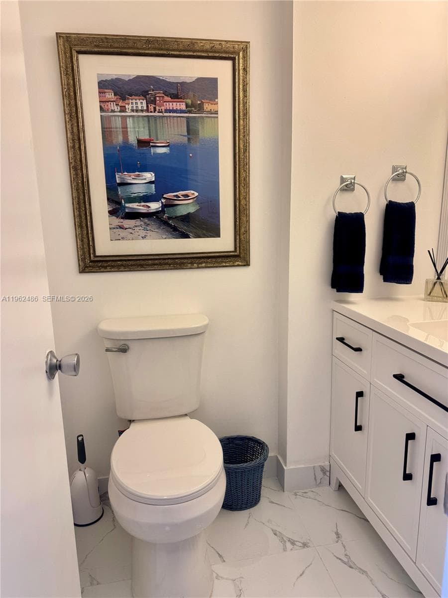 3750 NE 169 ST, North Miami Beach FL 33160 — 9
