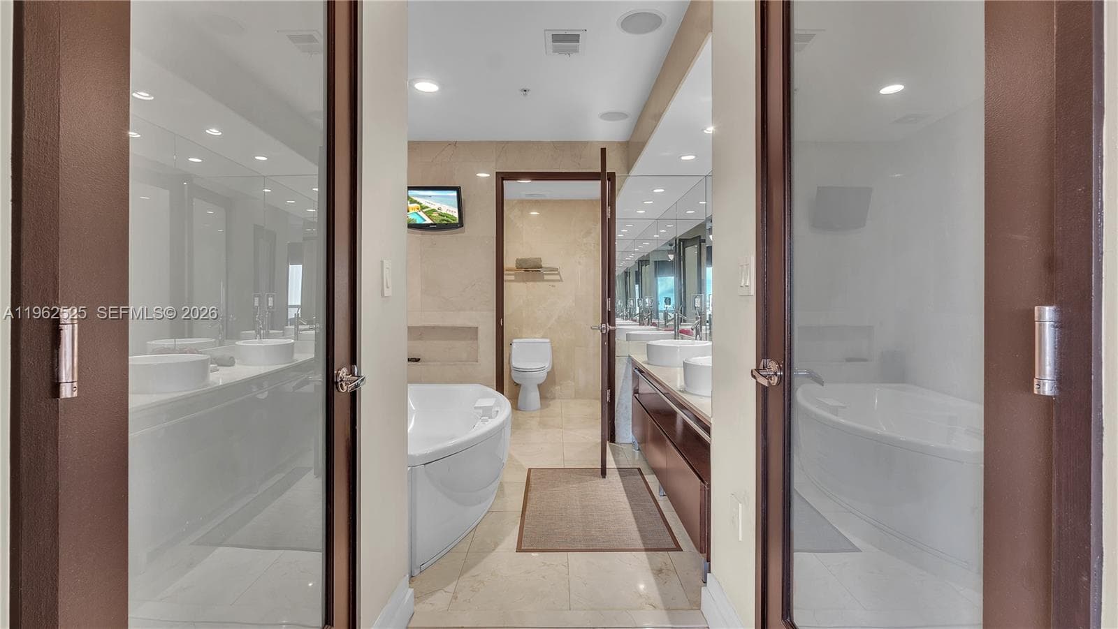 16275 Collins Ave # 903, Sunny Isles Beach FL 33160 — 19