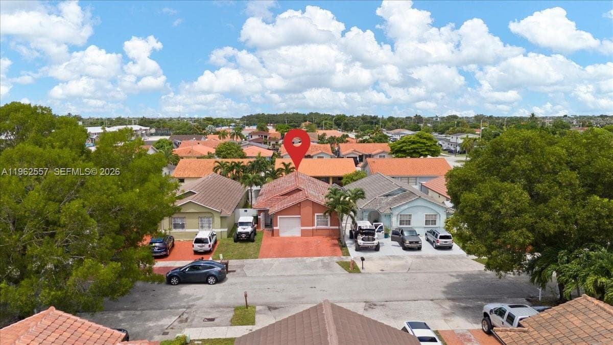 7568 W 4th Ct, Hialeah FL 33014 — 2