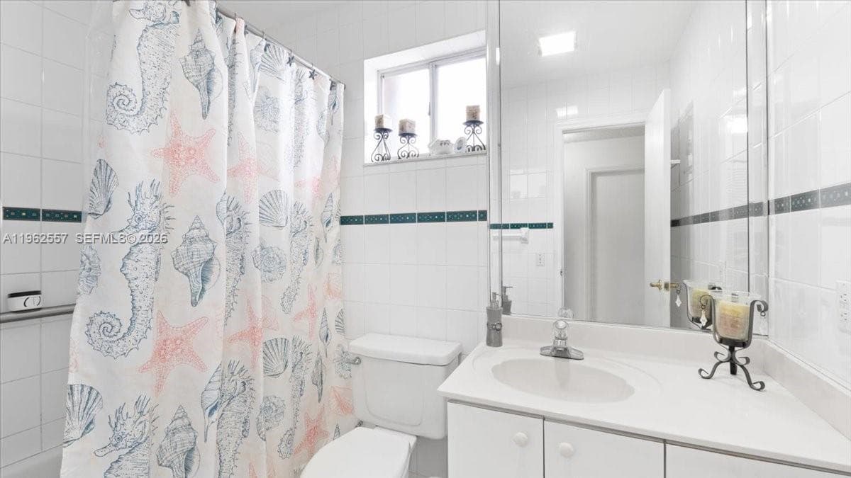 7568 W 4th Ct, Hialeah FL 33014 — 13
