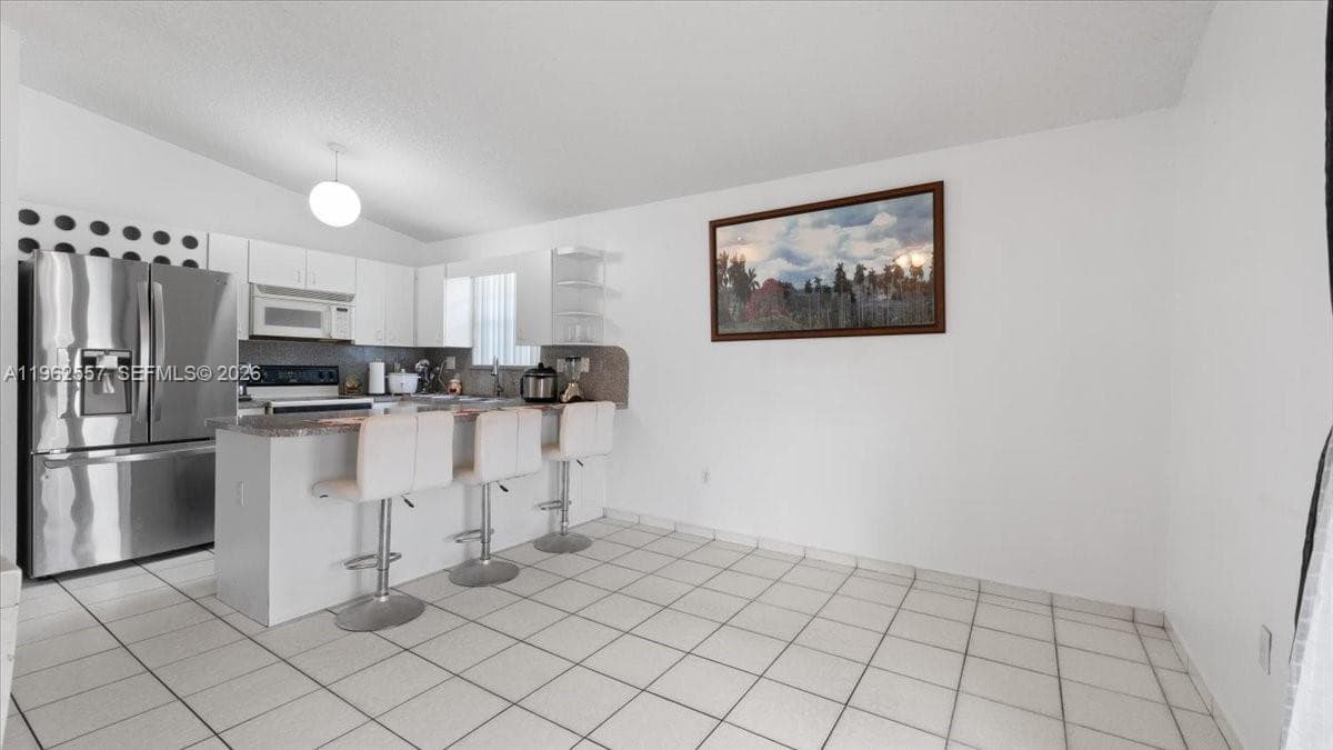 7568 W 4th Ct, Hialeah FL 33014 — 4
