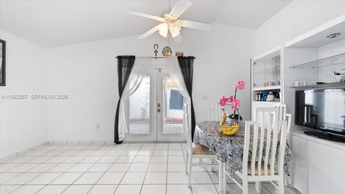 7568 W 4th Ct, Hialeah FL 33014 — 8