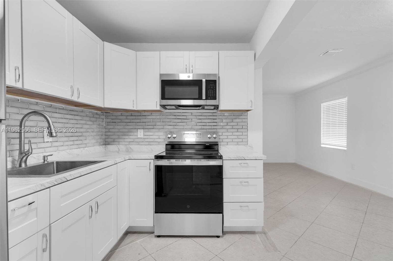 941 SW 31st Ct, Miami FL 33135 — 27