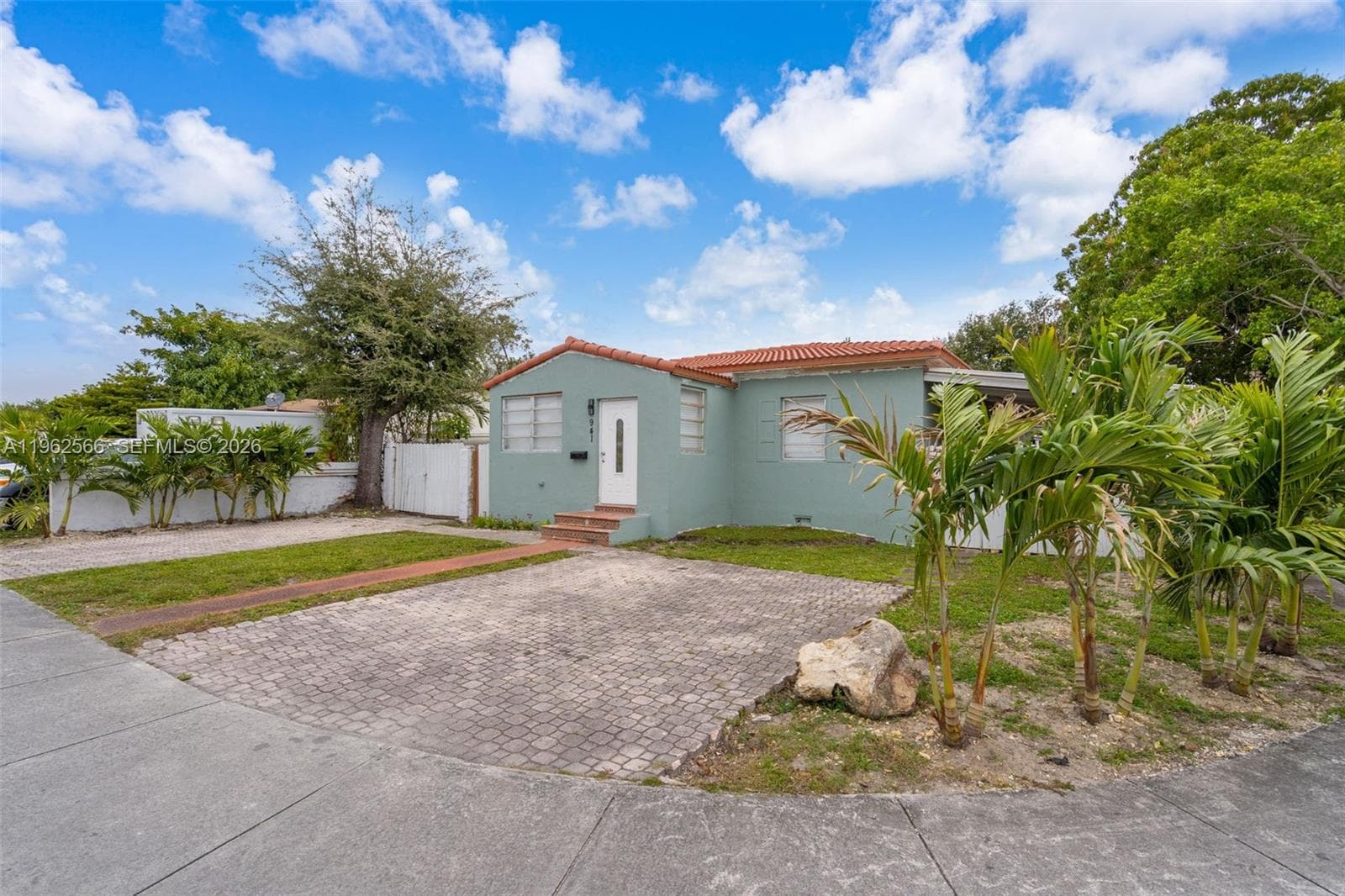 941 SW 31st Ct, Miami FL 33135 — 34