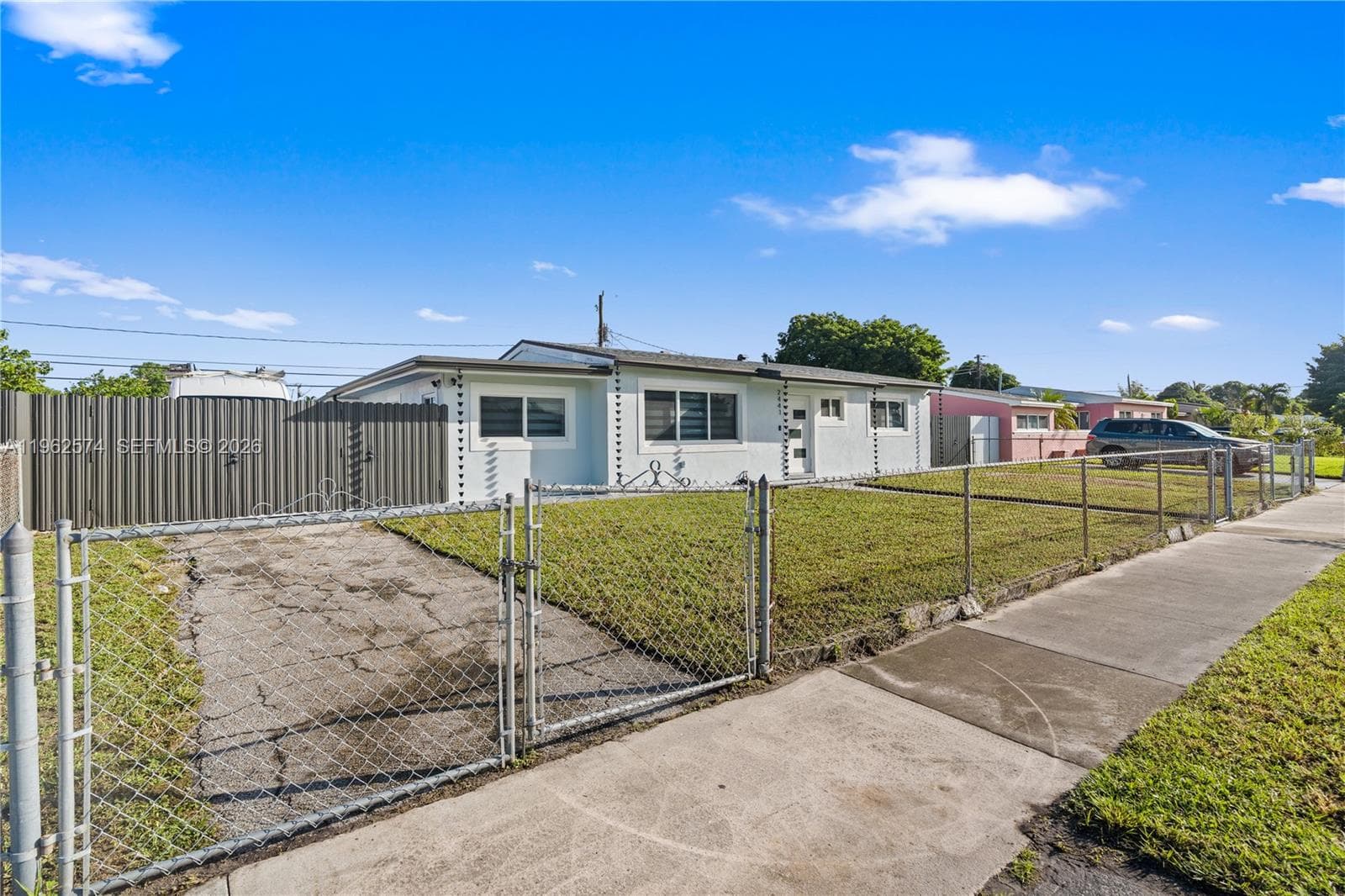 2441 NW 181st Ter, Miami Gardens FL 33056 — 2