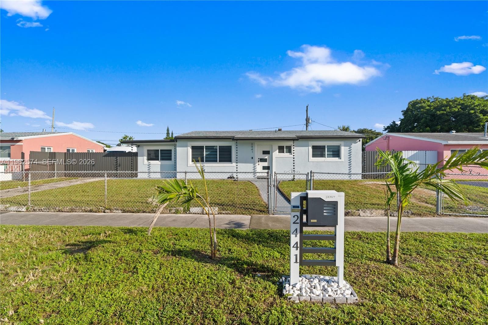 2441 NW 181st Ter, Miami Gardens FL 33056 — 1