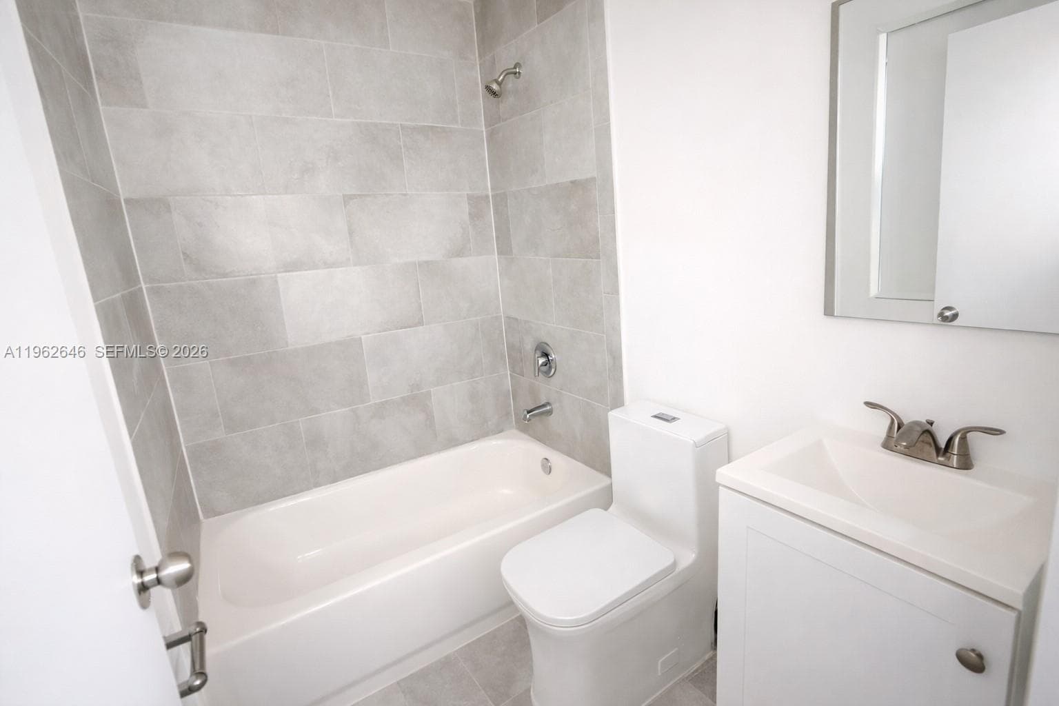 402 NW 12th Ave # 104, Miami FL 33128 — 4