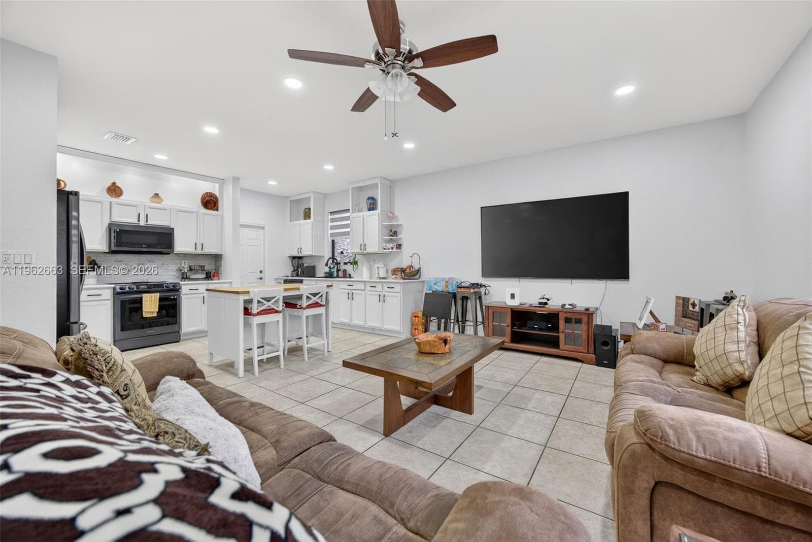 3669 SE 2nd Ct, Homestead FL 33033 — 13