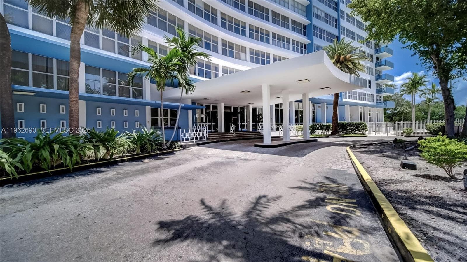 7441 Wayne Avenue # 8J, Miami Beach FL 33141 — 42