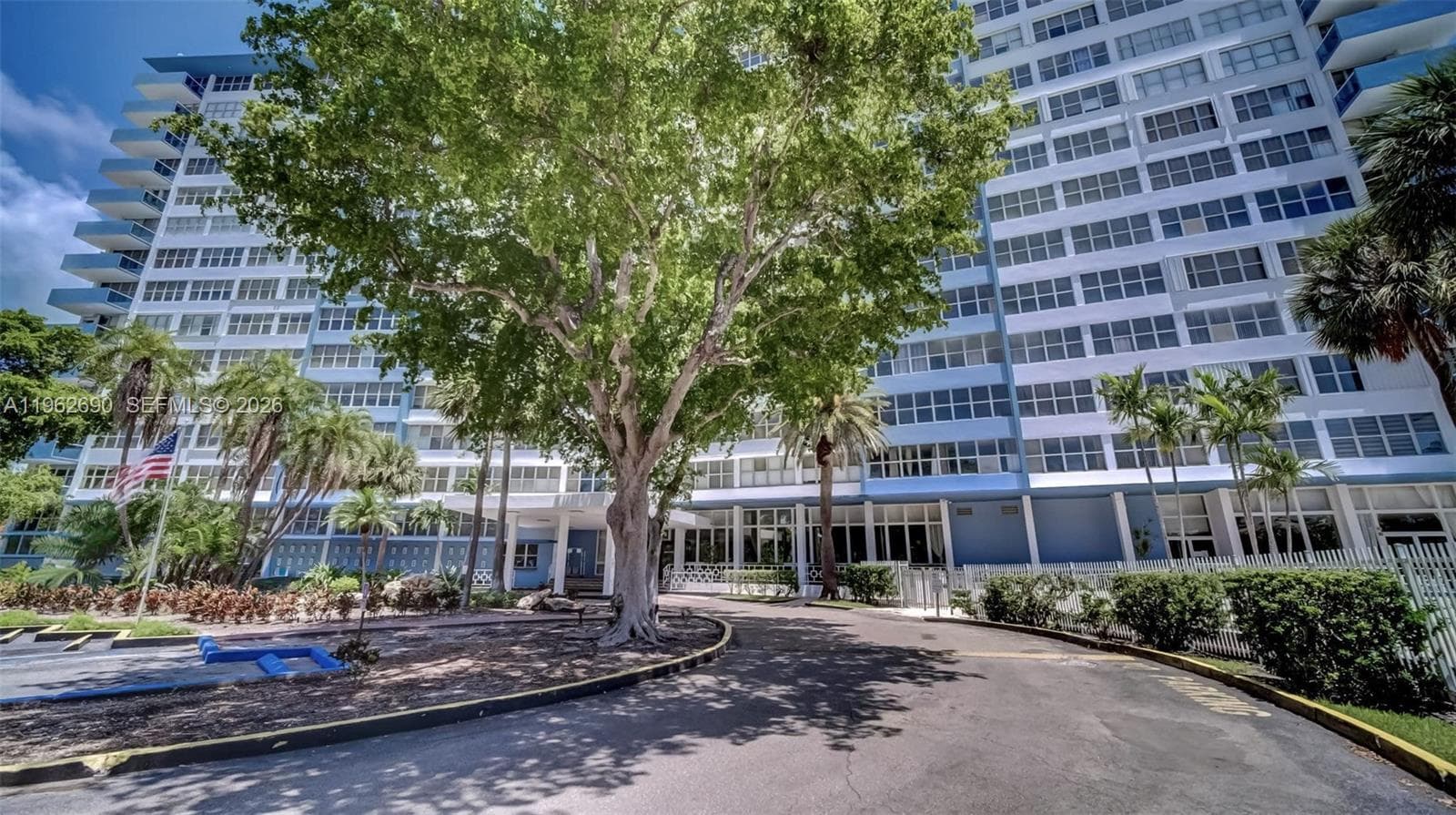 7441 Wayne Avenue # 8J, Miami Beach FL 33141 — 46