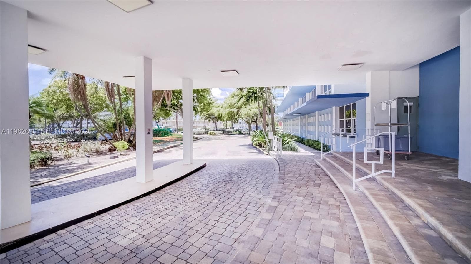 7441 Wayne Avenue # 8J, Miami Beach FL 33141 — 43