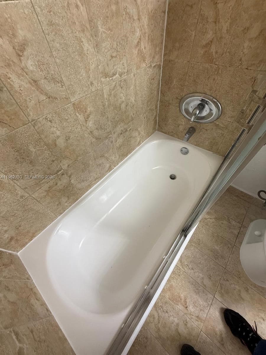 801 NW 47th Ave # 609W, Miami FL 33126 — 16