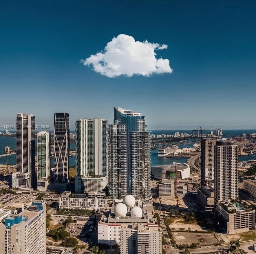 851 NE 1st Ave # 1508, Miami FL 33132 — 2