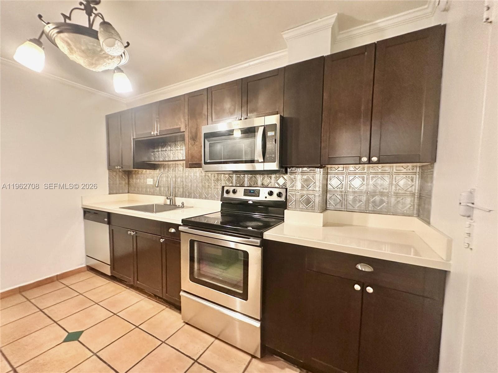 7135 COLLINS AVE # 811, Miami Beach FL 33141 — 10