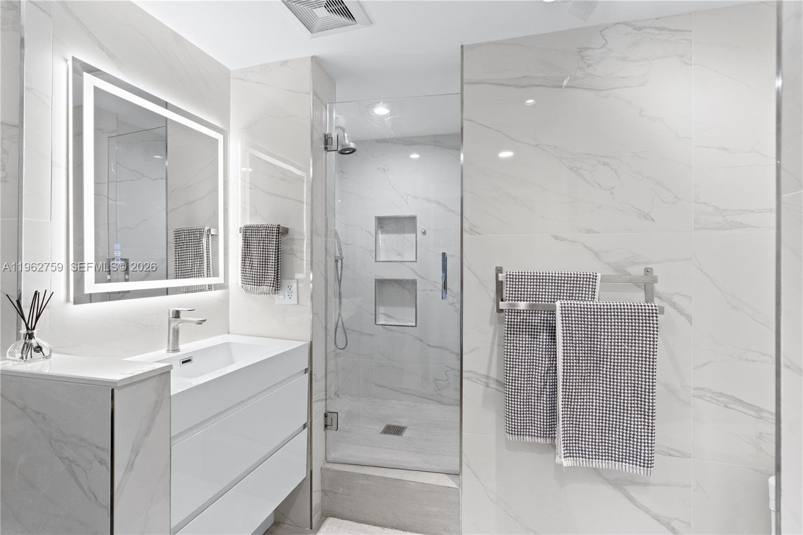 3350 SW 27th Ave # 1806, Coconut Grove FL 33133 — 26