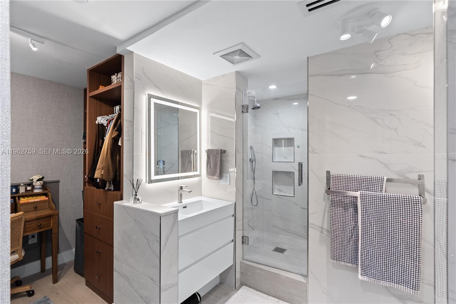 3350 SW 27th Ave # 1806, Coconut Grove FL 33133 — 24