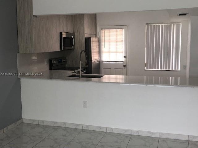 1201 NE 191st St # G411, Miami FL 33179 — 5