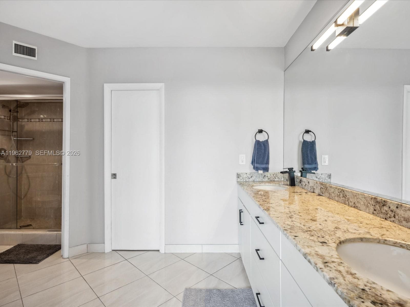 19195 NE 36th Ct # 1010, Aventura FL 33180 — 20