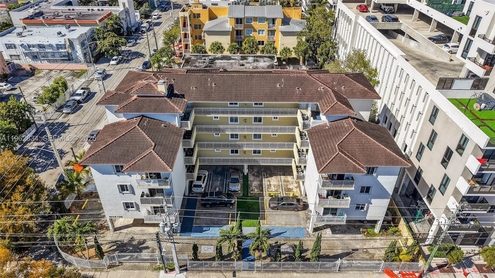 134 SW 7th Ave # 404, Miami FL 33130 — 26