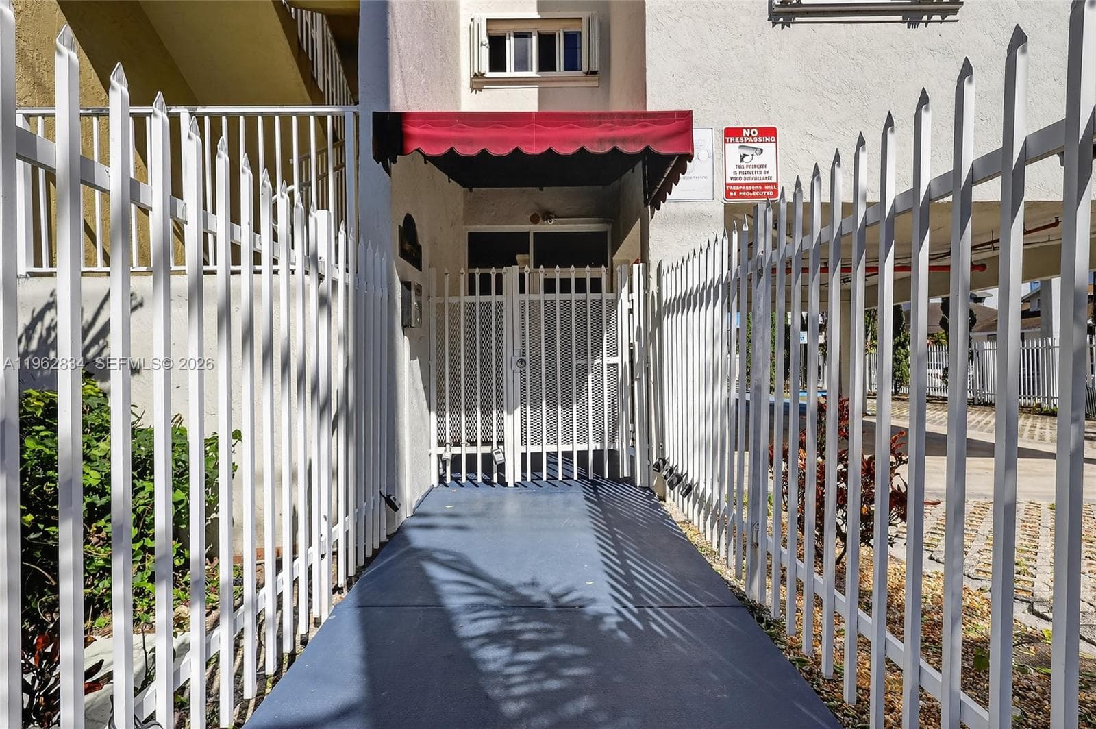 134 SW 7th Ave # 404, Miami FL 33130 — 24