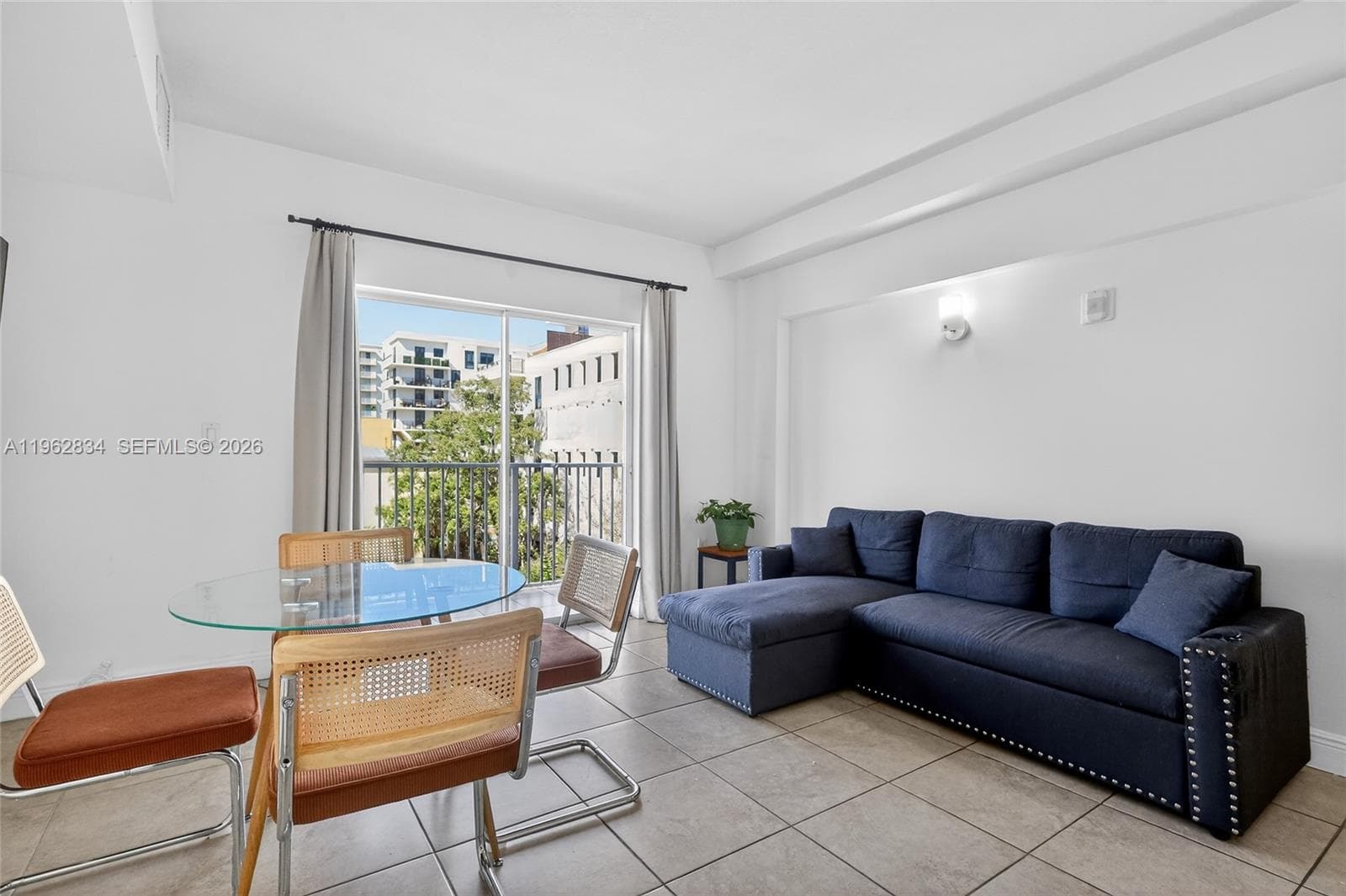 134 SW 7th Ave # 404, Miami FL 33130 — 4