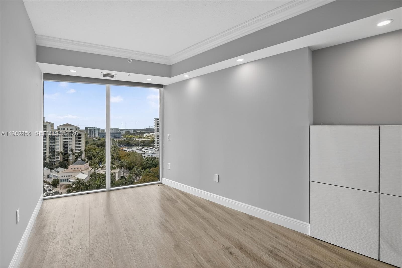 3370 Hidden Bay Dr # 1501, Aventura FL 33180 — 27